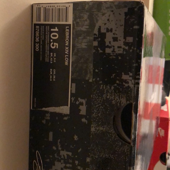 Lebron XIV low - Picture 5 of 5